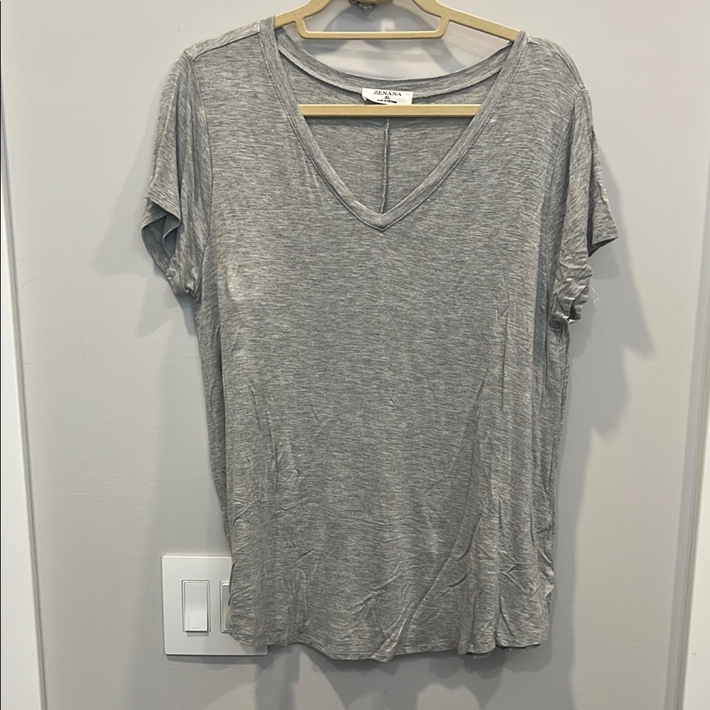 Zenana Outfitters Gray Short Sleeve Tee Casual Comfort